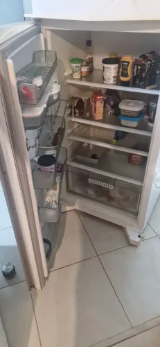 Vendo geladeira Brastemp Duplex, 440 litros, modelo BRD48D, 220V.