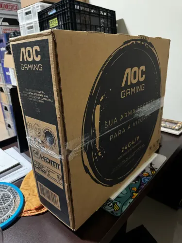 Monitor Gamer AOC 24", Full HD, 180Hz, 0.5ms, IPS, DisplayPort e HDMI, Altura Ajustável