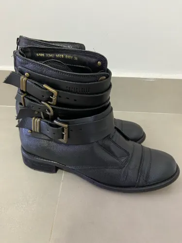 Bota Santa Lolla
