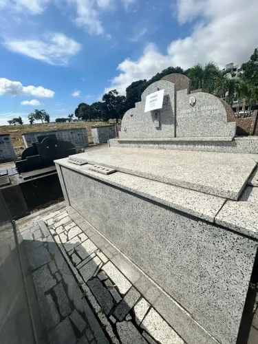 Jazigo perpétuo Cemitério São Francisco Xavier