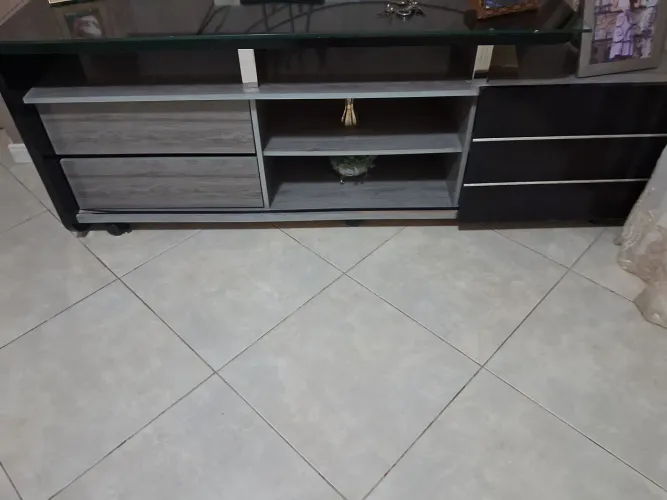 Rack preto com cinza