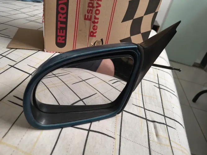 Retrovisor original lado esquerdo do Corsa Wind