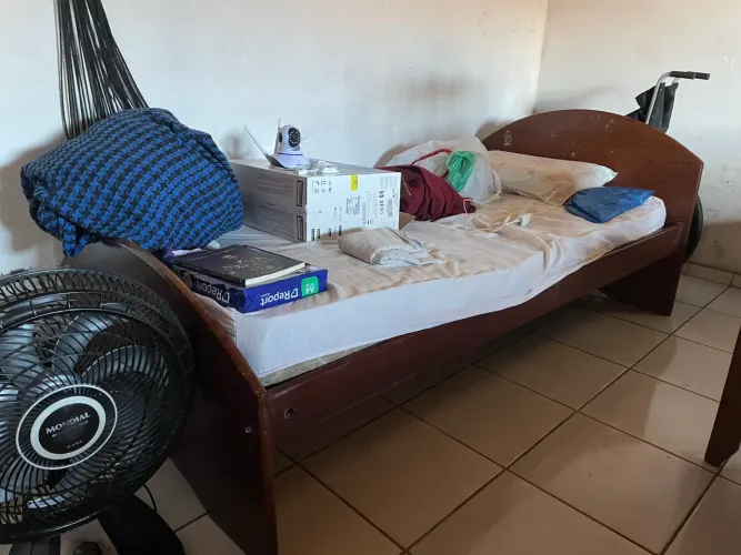 Cama angelim