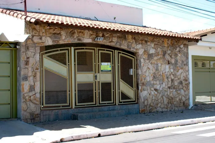 Imóvel Comercial para Venda em Tupã, Centro, 2 dormitórios, 2 banheiros, 1 vaga