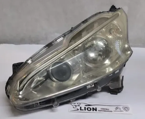 Farol Peugeot 208 L/E