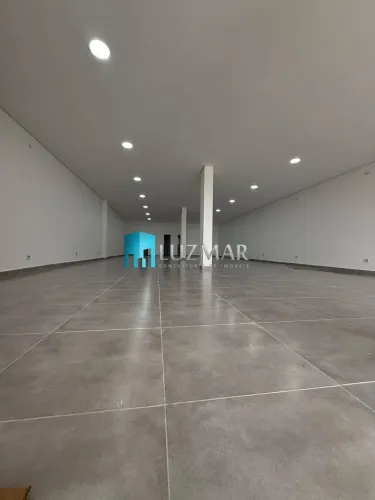 SALÃO COMERCIAL NOVO PARA ALUGAR NO VILA DAS BELEZAS - 250 m²