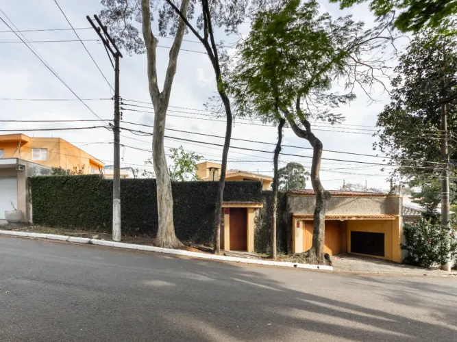 Casa para venda em Jardim Prudência com 3 quartos, sendo 1 suíte, 257m²