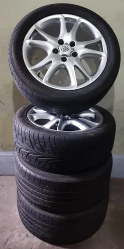 JOGO DE RODAS PORSCHE* <br>?*ARO 20 COM PNEUS QUEBRA GALHO*
