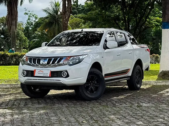 Mitsubishi L200 Triton Sport GLS 2.4 CD Diesel Aut. 2021