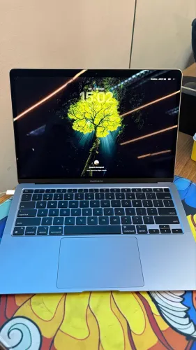 MACBOOK AIR M1 16GB