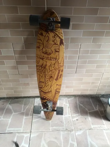 Longboard pouco usado