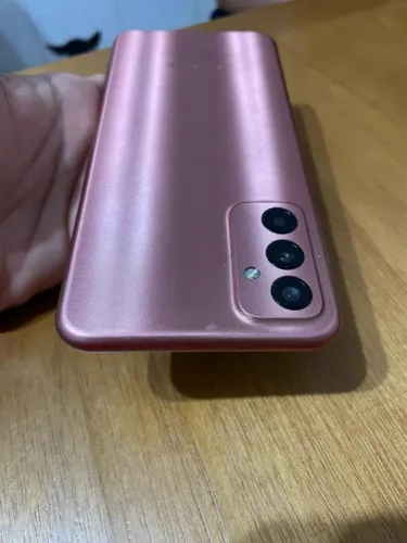 Celular M13