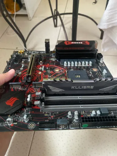 Placa Mãe B550M CHRONOS + MEMÓRIA RAM 8 GB