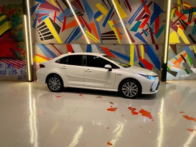 Toyota Corolla Altis Hybrid 1.8 16V Flex Aut. 2020