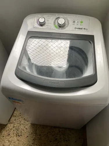 Máquina cônsul 9 kilos 1 ano de uso