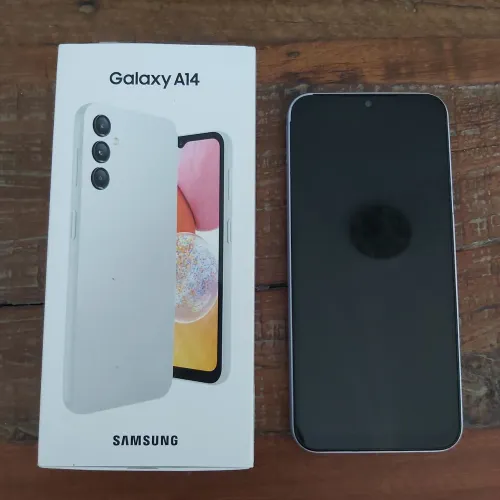 Samsung A14, 128GB , 4GB RAM IMPECÁVEL + capas + Carregador +Caixa Original