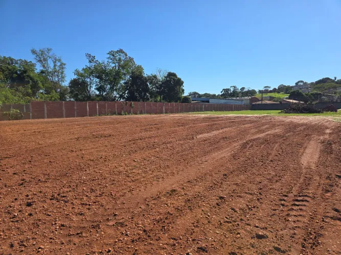 LOTES de 1.300m2 para Construção /Terreno/Lote/Rancho/área/chácara/galpão/barracão/empresa