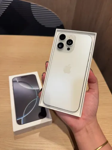 iPhone 16 pro Max 256 gigas