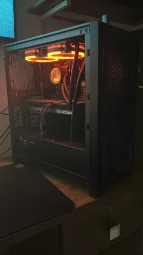 PC Gamer Ryzen 7 5800X3D + RTX 4060 Ti + 32GB RAM + SSD NVMe + Periféricos