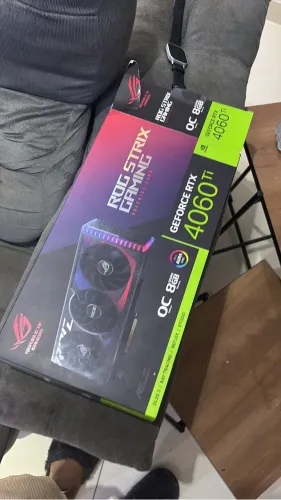 RTX 4060 TI ROG STRIX