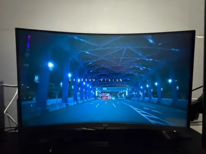 Monitor Gamer Curvo Aoc Agon Quad 32 180hz 0,5ms Cq32g4e