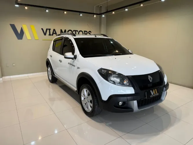 Renault Sandero Stepway Hi-flex 1.6 16V 5P 2013