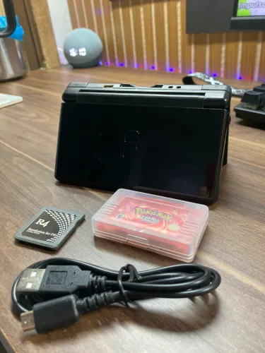 Nintendo Ds Lite + R4 + Fire red