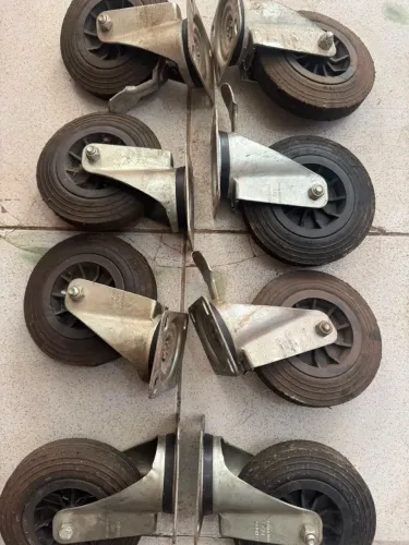 Rodinhas 8x2 tenho 8 giratório 