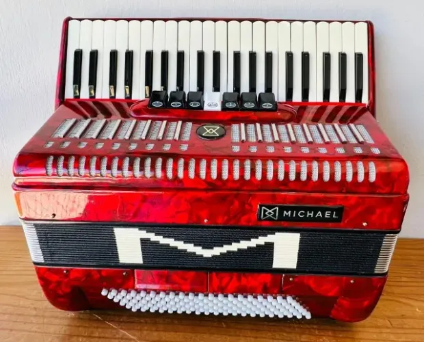 Acordeon Michael 120 baixos