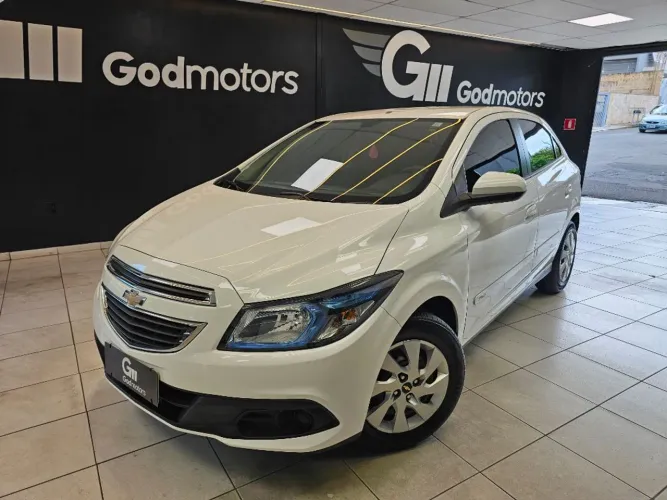 Chevrolet Onix Hatch LT 1.4 8V Flex Mec. 4P 2015