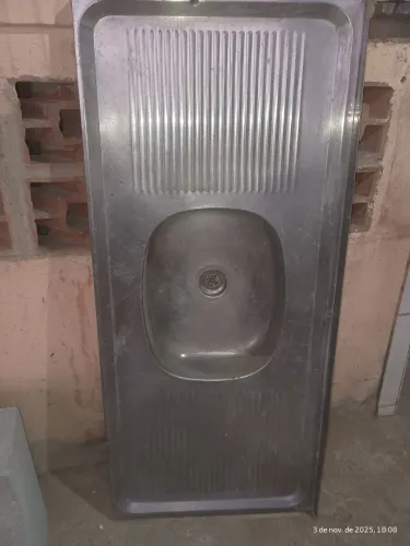 PIA DE INOX COM CUBA E VÁLVULA 