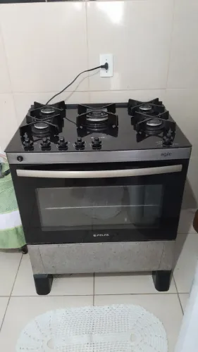 Vende-se um fogão