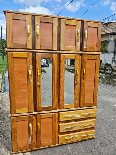 Guarda roupas de 4 portas espelhado novo frete grátis 