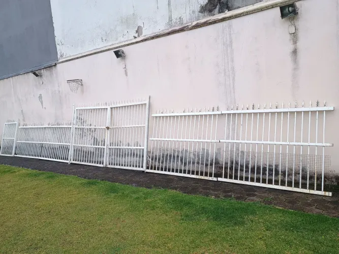 Portões e grades