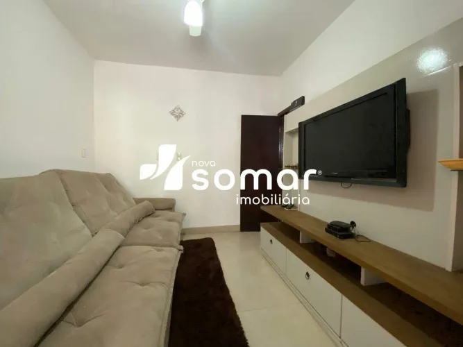 Casa para aluguel, 3 quartos, 1 suíte, 2 vagas, São Luís - Divinopolis/MG