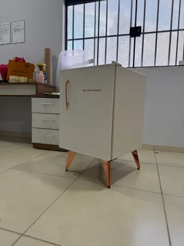 Frigobar Brastemp Retrô Rosé