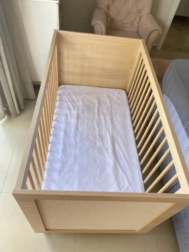 Berço de bebê, marca Lilibee