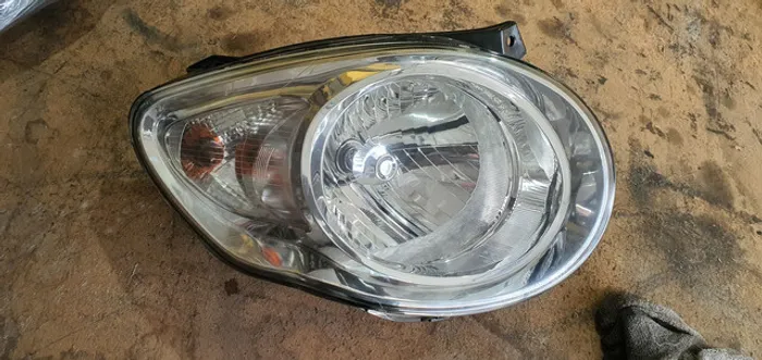 Farol do Kia picanto