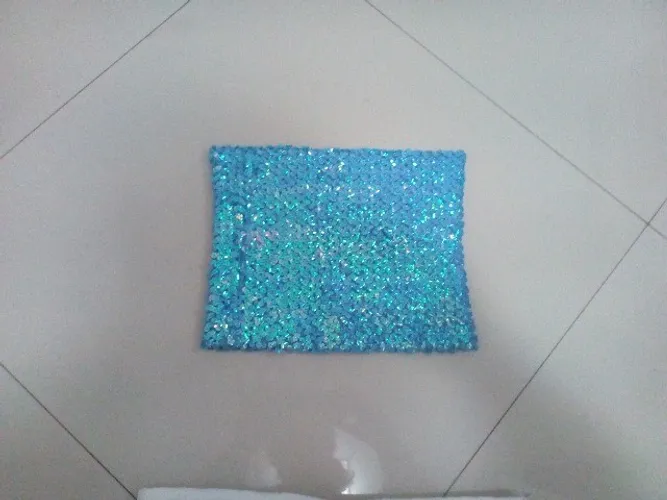 Top de paetês tomara que caia semi-novo