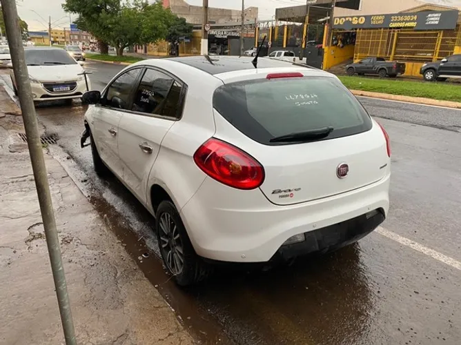 Peças p/ Fiat Bravo 1.8 2014
