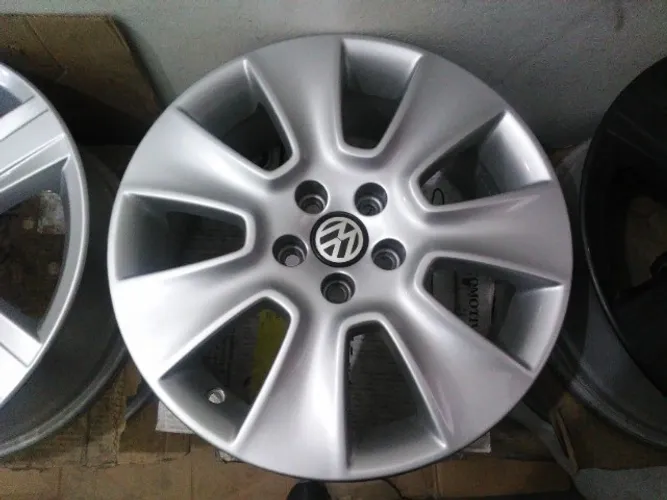 Rodas Aro 16 Usada Volkswagen Liga Leve New Beatle 5x100 16x6,5 42 Prata 