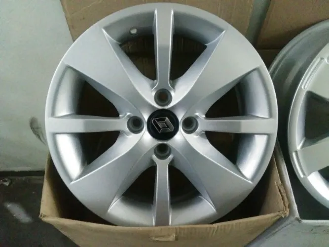 Roda Aro 15 Nova Renault Sandero 4x100 Prata JG95