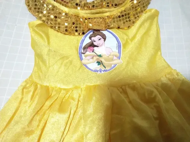 Vestido fantasia princesa Bela tamanho 8