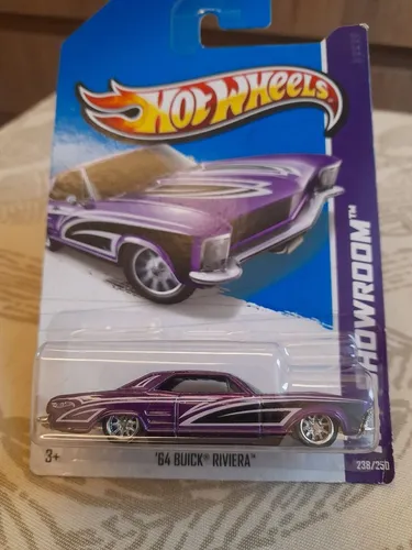 HOT WHEELS 64 BUICK RIVIERA SUPER TREASURE HUNT 2013