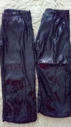 Calça em paetê