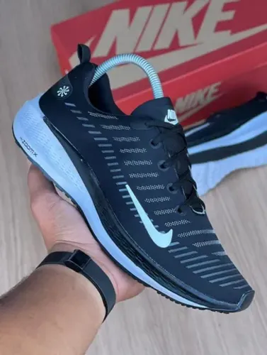Tênis Nike zoom