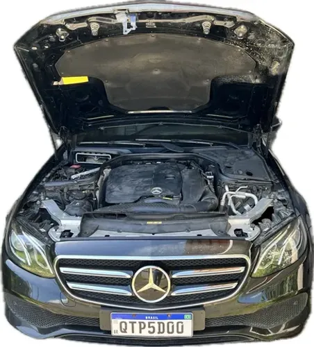 Sucata vender peças Mercedes e300 e250 batida