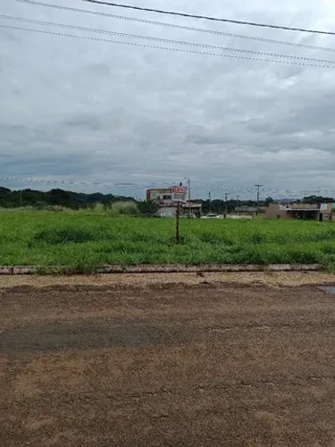 LOTE COMERCIAL NO SETOR FONTE DAS ÁGUAS.