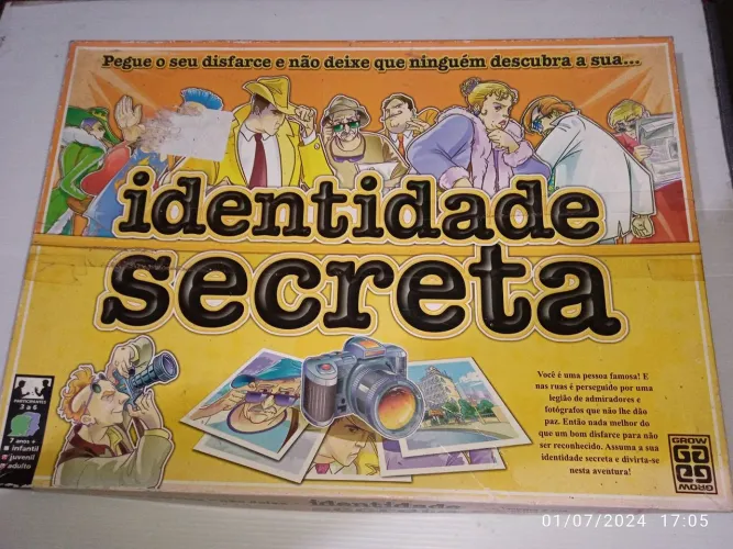 Jogo Identidade Secreta da Grow
