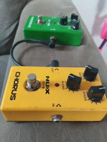 Pedal Chorus e Overdrive Nux